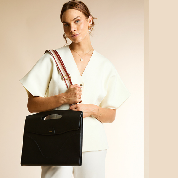 Travel Light - Captain Sleeve Suite Plus