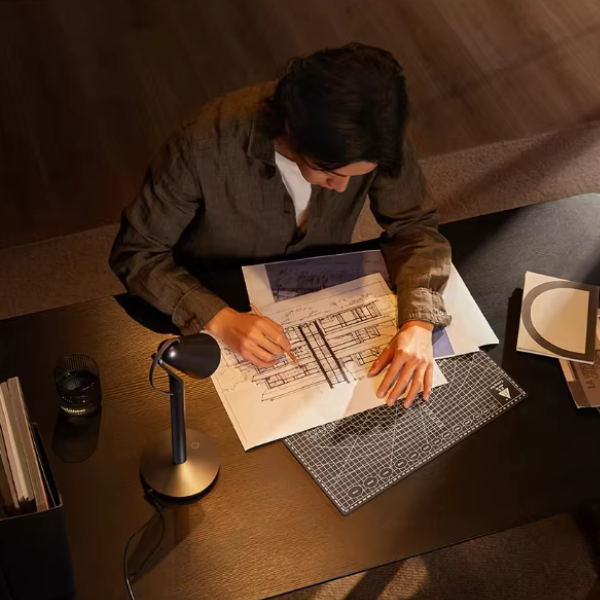 Futuristic Gesture Control – Xiaomi pipi Smart desk lamp